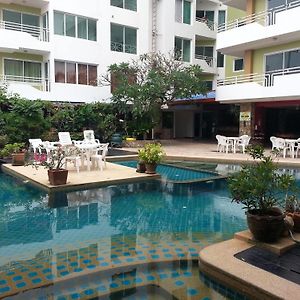 Daisy Residence